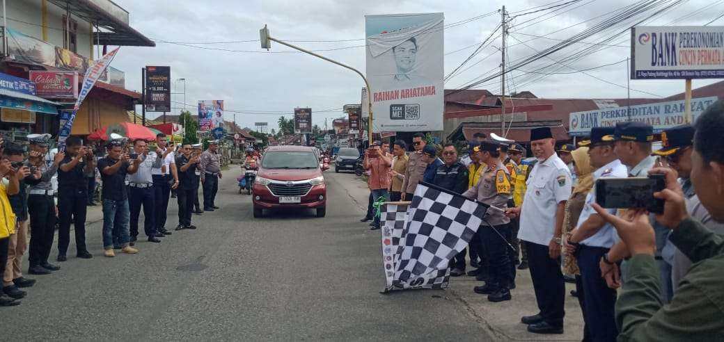 Jalur One Way Padang-Bukittinggi Resmi Diterapkan