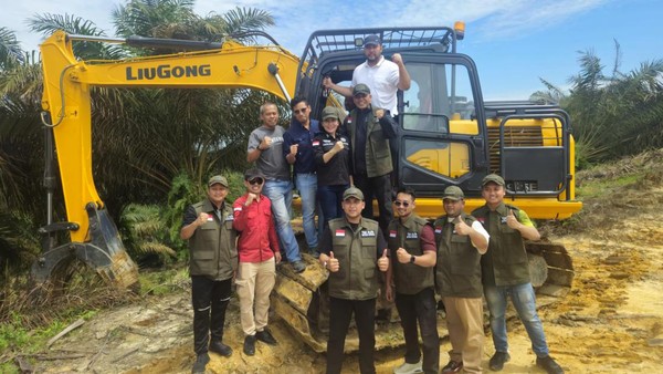 Satgas PKH Robohkan 401 Hektare Lahan Sawit di TNTN