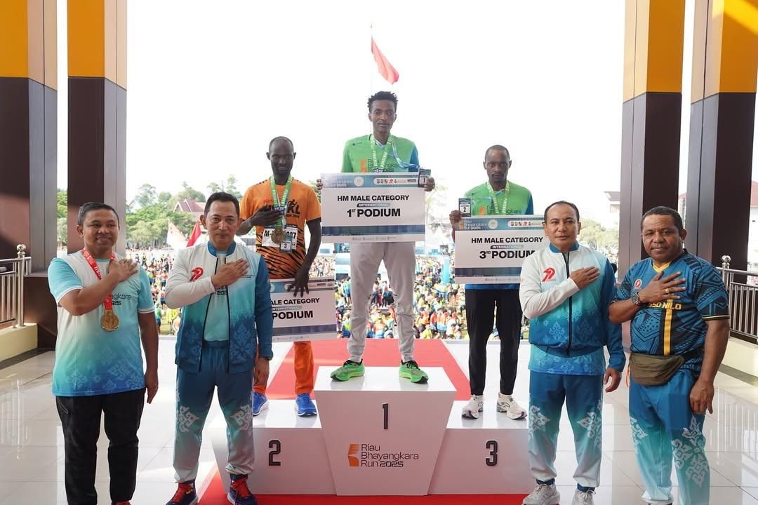 Pelari Kenya Dominasi Kategori 21K Riau Bhayangkara Run